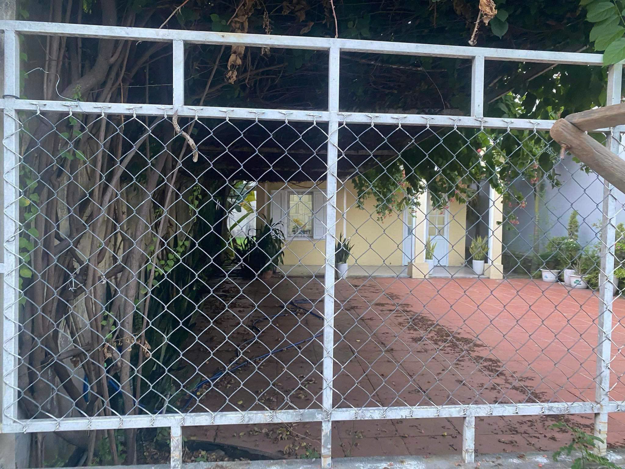 Nhà cấp 4 cho thuê tại Hoàng Diệu, diện tích 304m², kiệt ôtô 8m - Ảnh 3