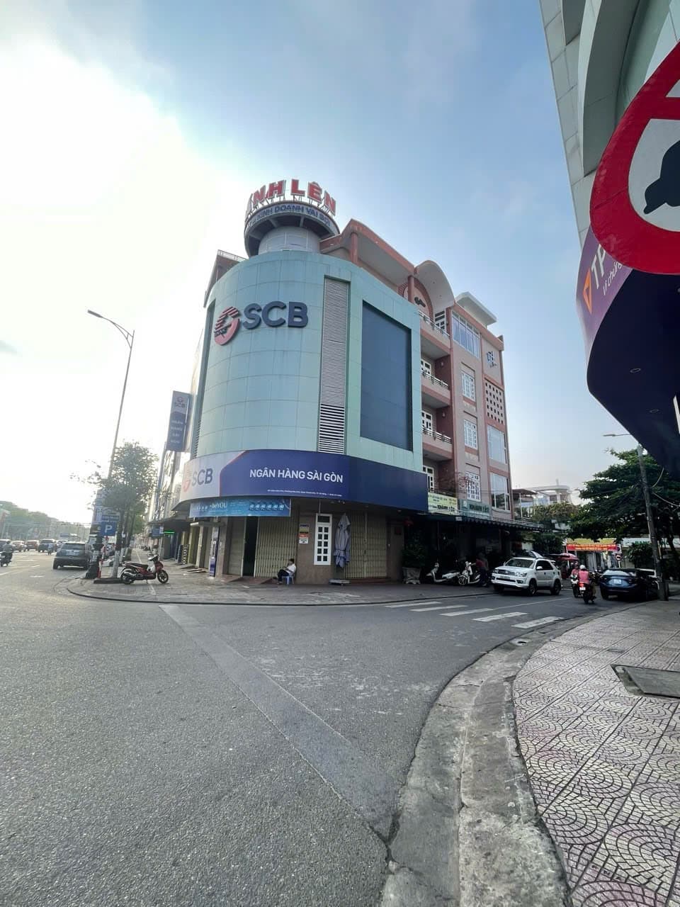 Mặt bằng văn phòng 168m² góc Điện Biên Phủ - tuyến sầm uất các Showroom, ngân hàng, siêu thị