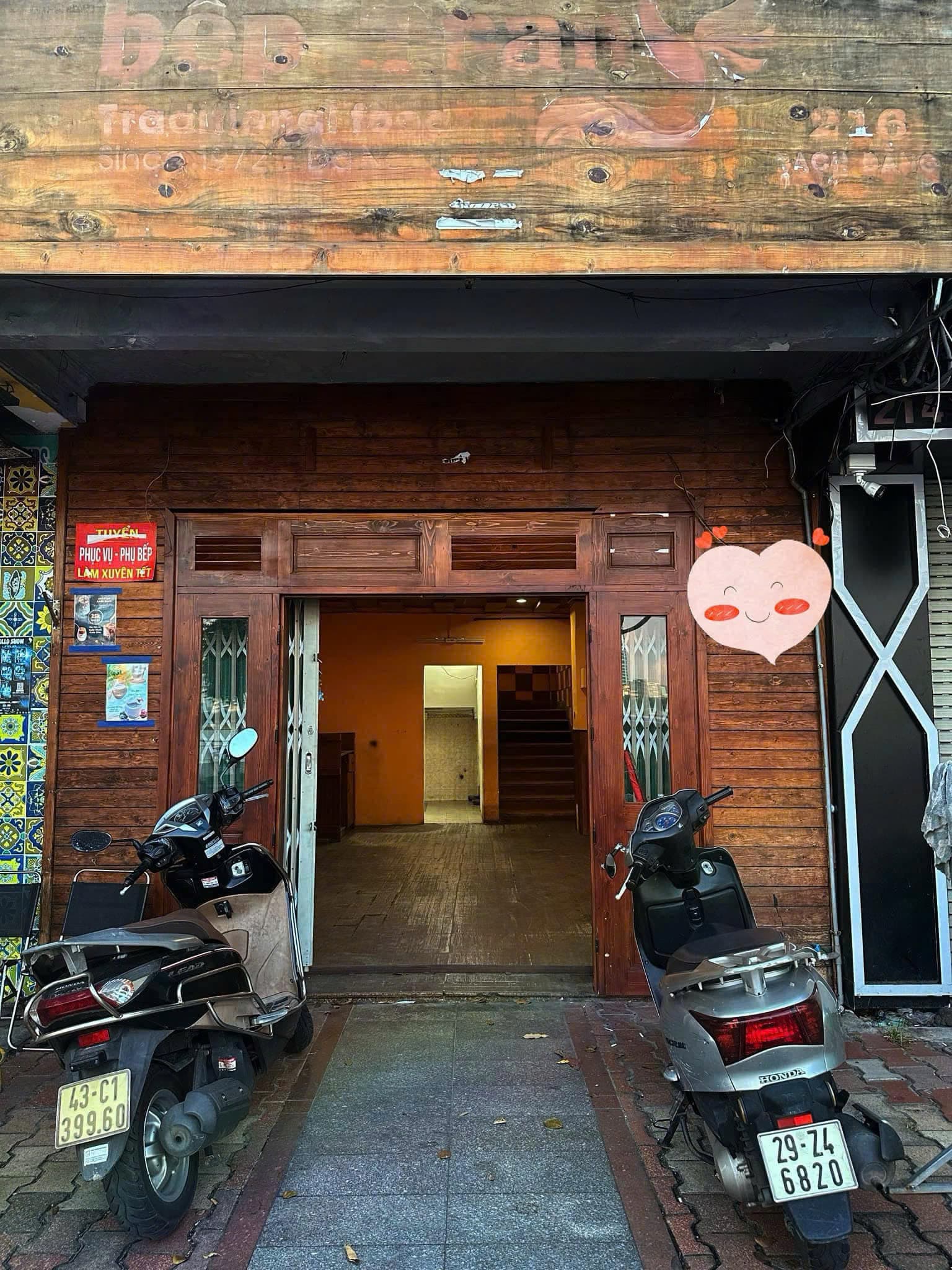 Nhà nguyên căn 3 tầng đường Bạch Đằn View sông Hàn kinh doanh nhà hàng, spa, cf..