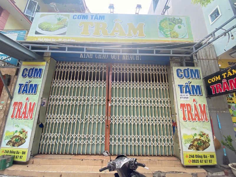 Mặt bằng kinh doanh 120m2 nàng 6m tại Đống Đa - trống suốt phù hợp kinh doanh quán ăn