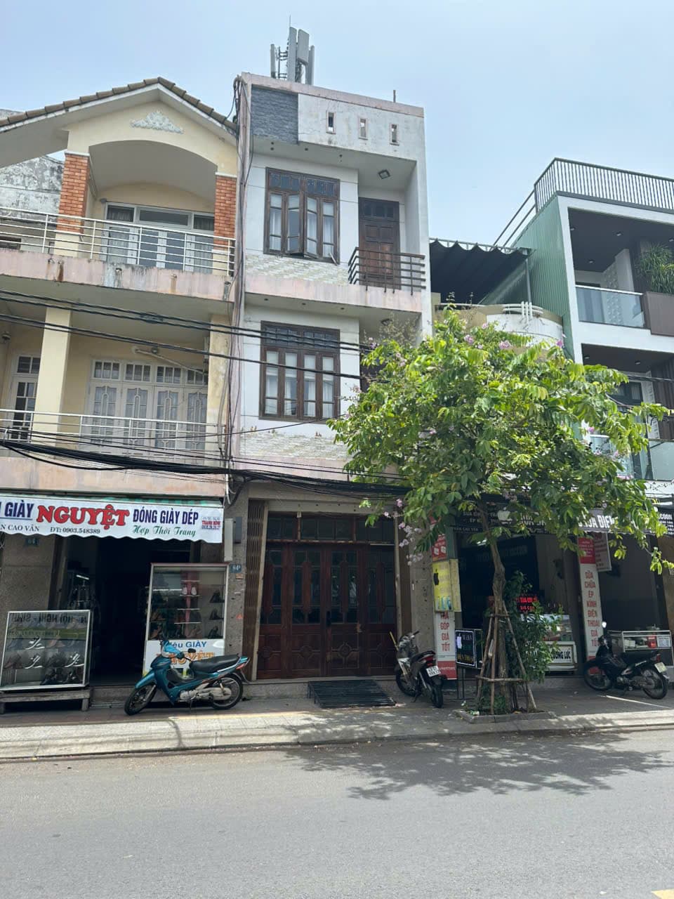 Nhà 3 tầng diện tích 4x14m phù hợp văn phòng và spa tại Trần Cao Vân