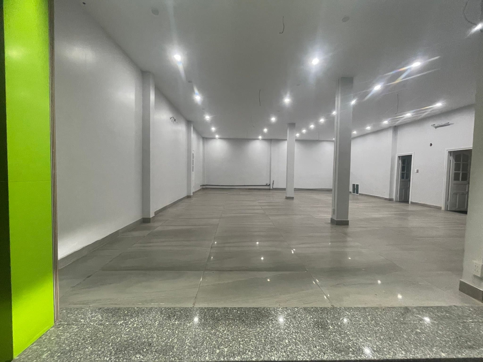 Mặt bằng kinh doanh riêng biệt 121m² tại Trần Cao Vân ngang 11m - Ảnh 2