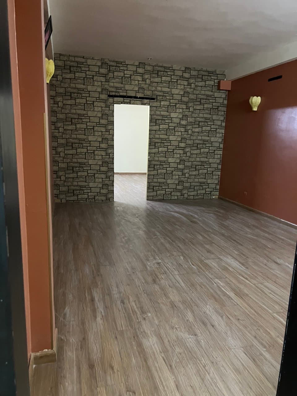 Nhà nguyên căn nguyễn văn linh 4 tầng cầu thang giữa, diện tích 4.5x25m,  phu hop  kinh doanh - Ảnh 4