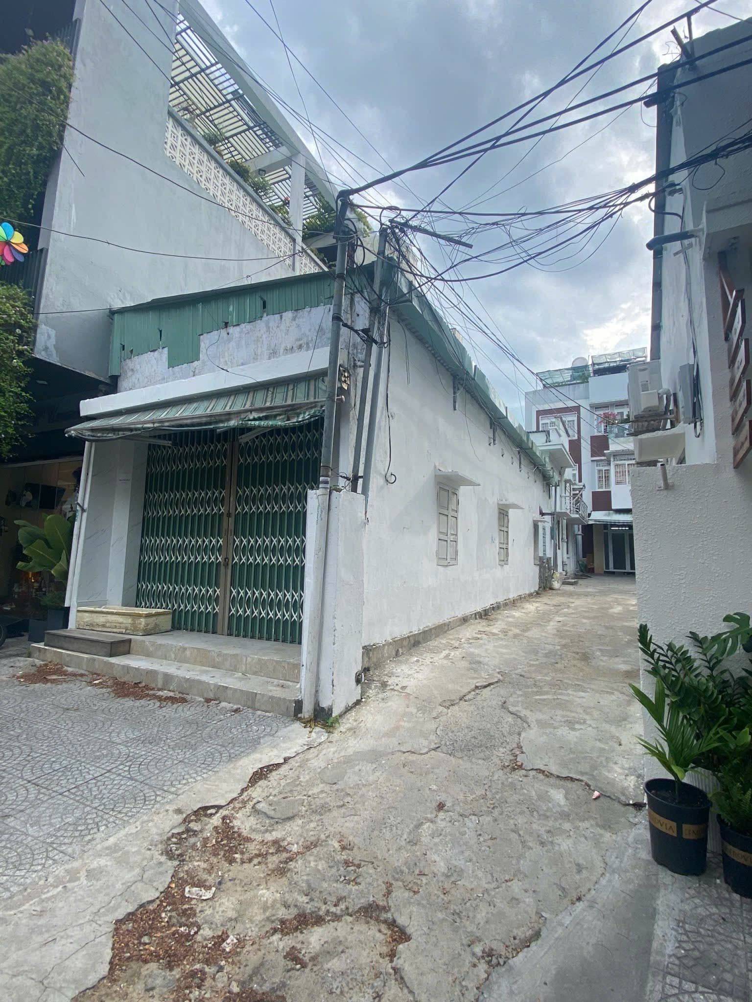 Nhà mặt kiệt đường Phan Châu Trinh 