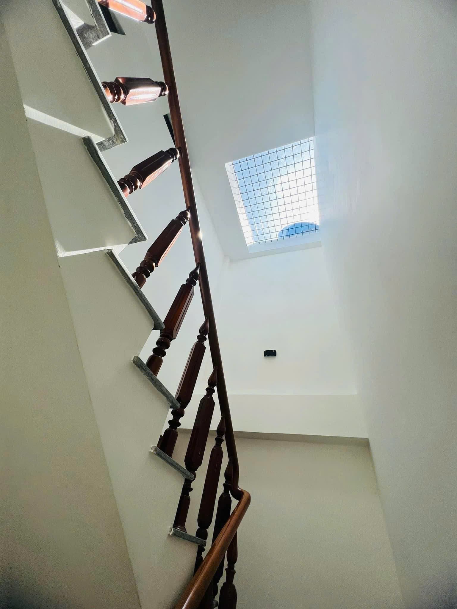Nhà nguyên căn mặt tiền Phạm Tứ gần chợ Cẩm Lệ, diện tích gần 300m2, phù hợp ở và kinh doanh - Ảnh 2