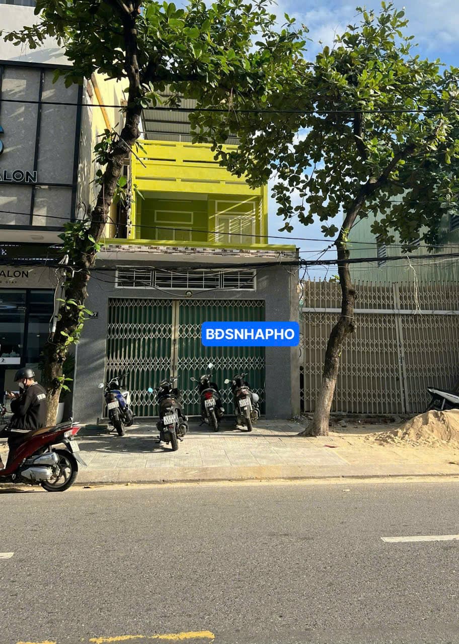 Nhà nguyên căn 2,5 tầng đường Trưng Nữ Vương, diện tích 115m²