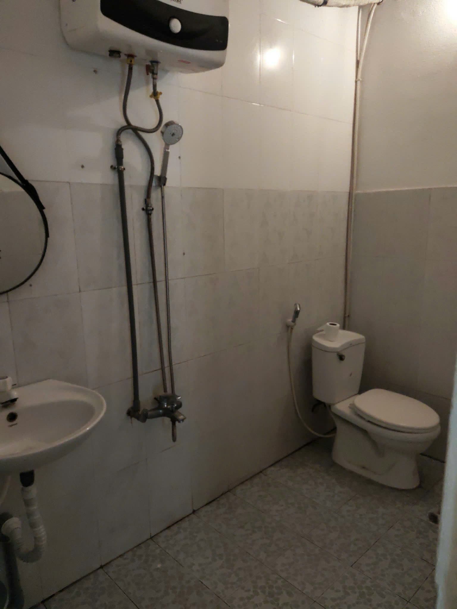 Nhà cấp 4 tại Mỹ An 25, Ngũ Hành Sơn, diện tích 100m2, phù hợp kinh doanh ăn uống - Ảnh 3