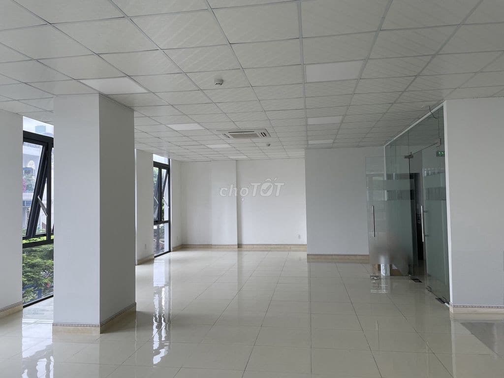 Văn phòng 126m² mỗi tầng tại trung tâm quận Hải Châu, có thang máy - Ảnh 4