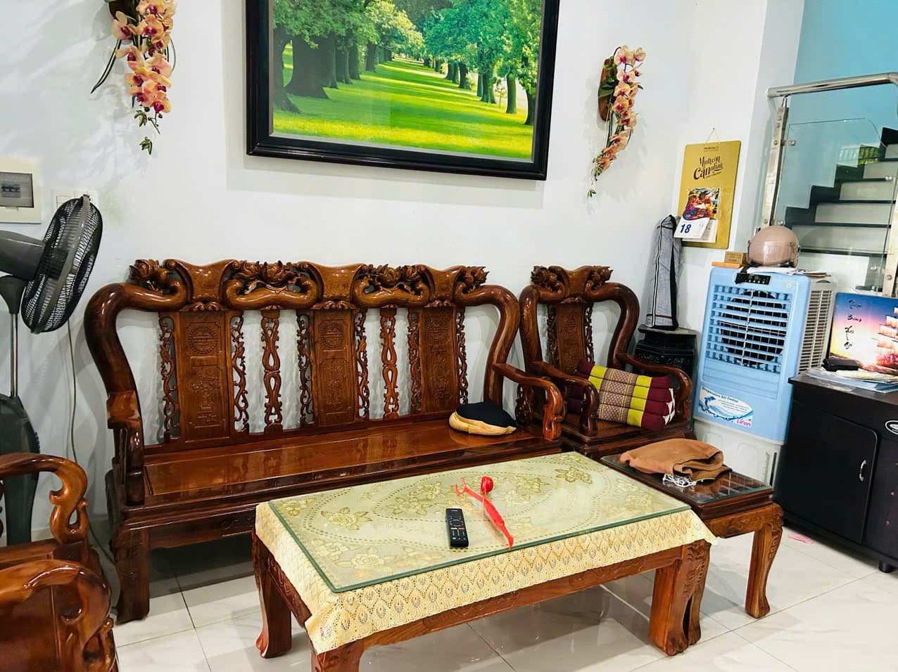 Nhà nguyên căn 3 tầng tại Anh Thơ - Ảnh 6