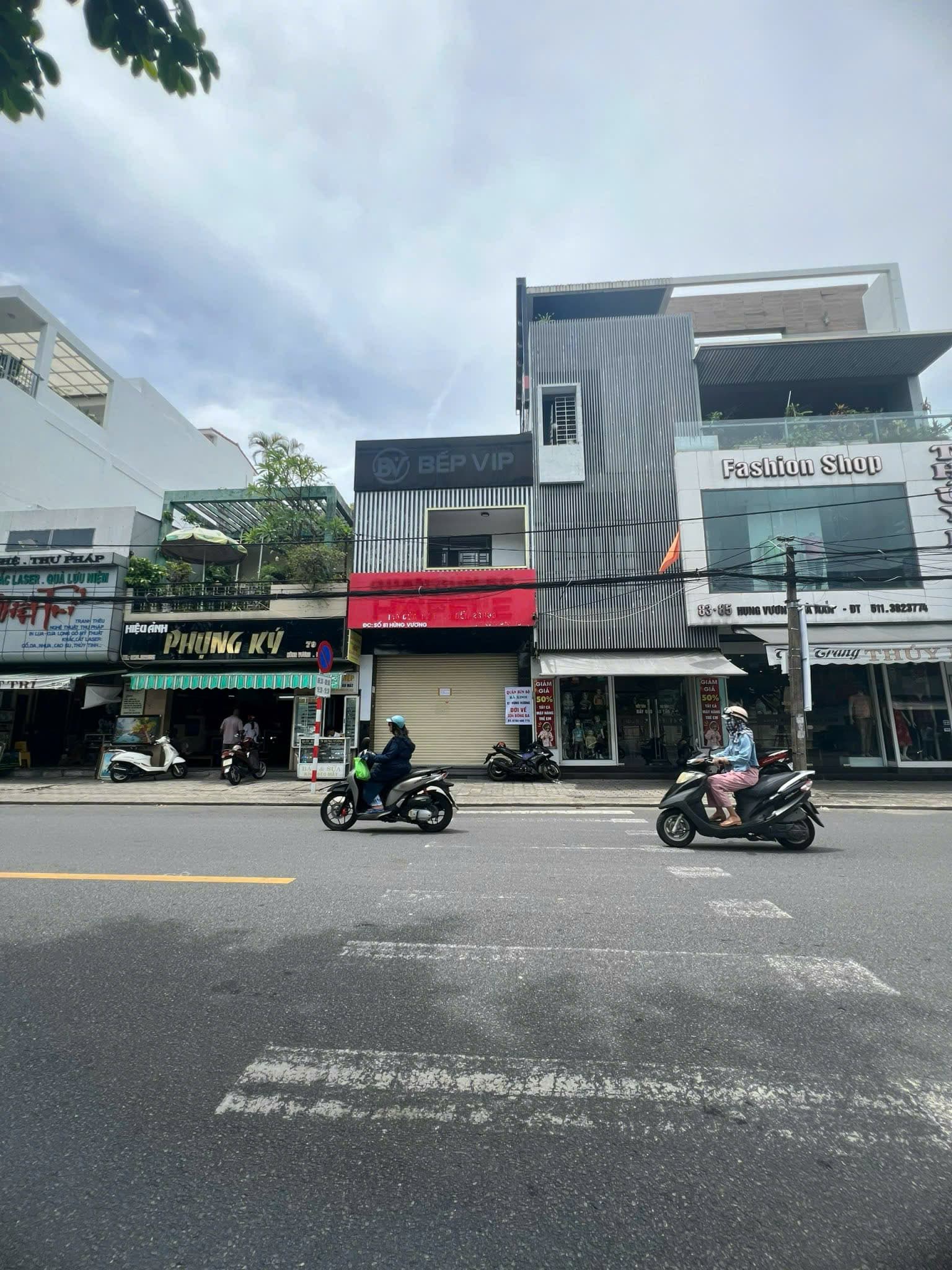 Nhà 2 tầng trống suốt đường Hùng Vương, diện tích 125m², phù hợp kinh doanh