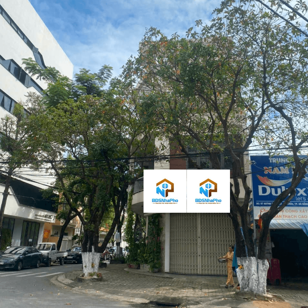 Nhà nguyên căn 4 tầng đường Huỳnh Tấn Phát, diện tích 120m²