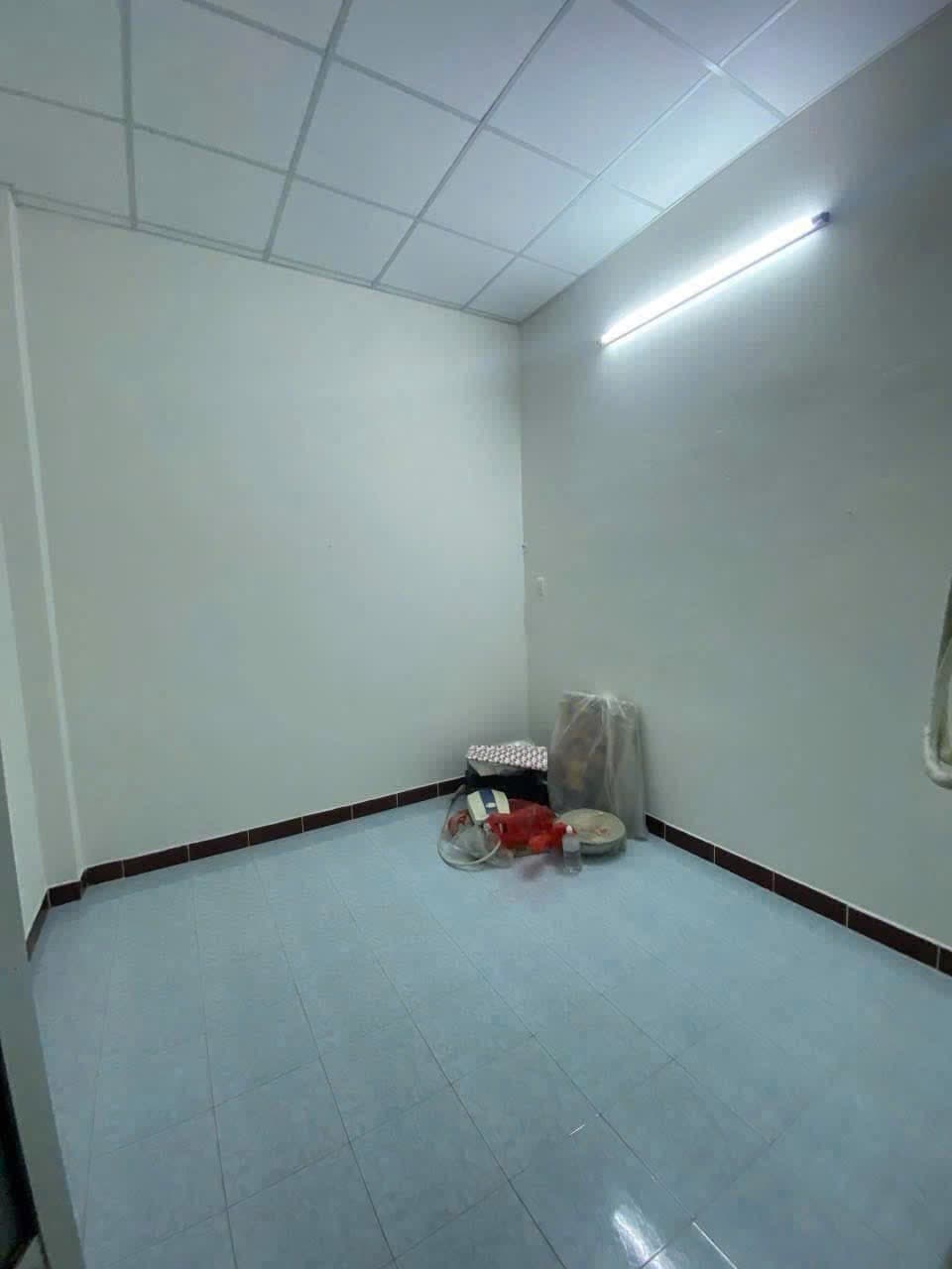 NGUYÊN CĂN Ở NÚI THÀNH