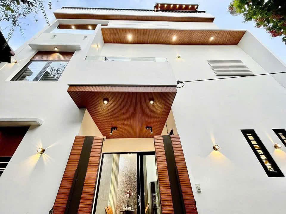 Nhà 3 tầng 3 mê kiệt 3m Lê Duẩn thông Hoàng Hoa Thám - Ảnh 3