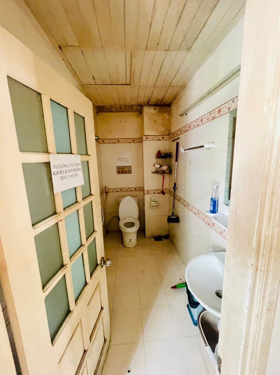 NGUYÊN CĂN LÔ GÓC 3 TẦNG HẢI PHÒNG