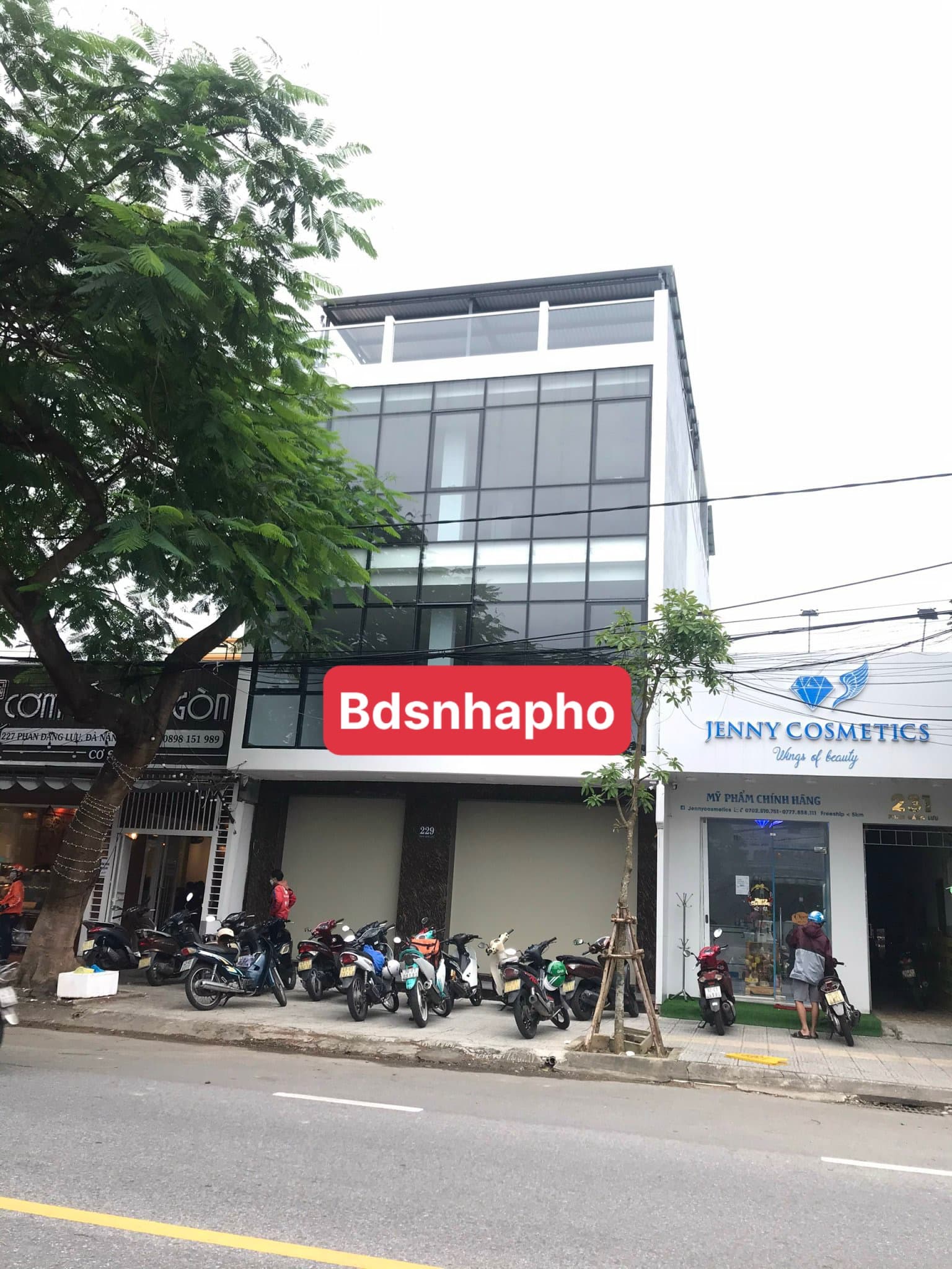 Nhà nguyên căn 3 tầng đường Phan Đăng Lưu, diện tích 7,5x25m - Ảnh 1