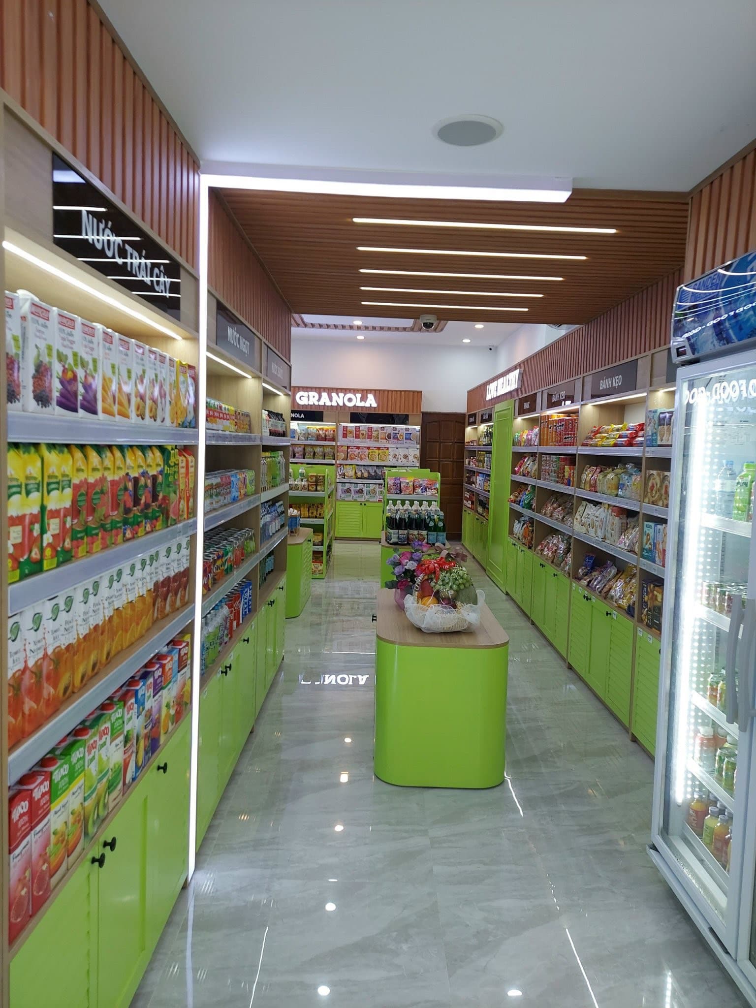 Nhà nguyên căn 4 tầng đường Nguyễn Văn Linh, diện tích 99m², phù hợp kinh doanh - Ảnh 2