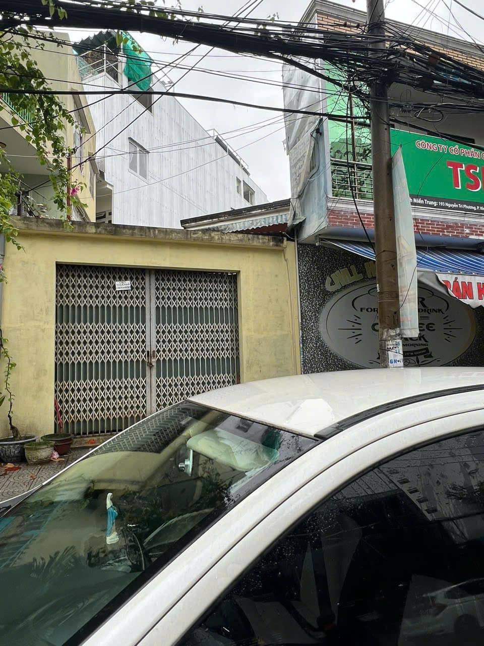 Nhà 2 tầng đường Nguyễn Tri Phương, quận Hải Châu, diện tích 180m2, phù hợp kinh doanh - Ảnh 1