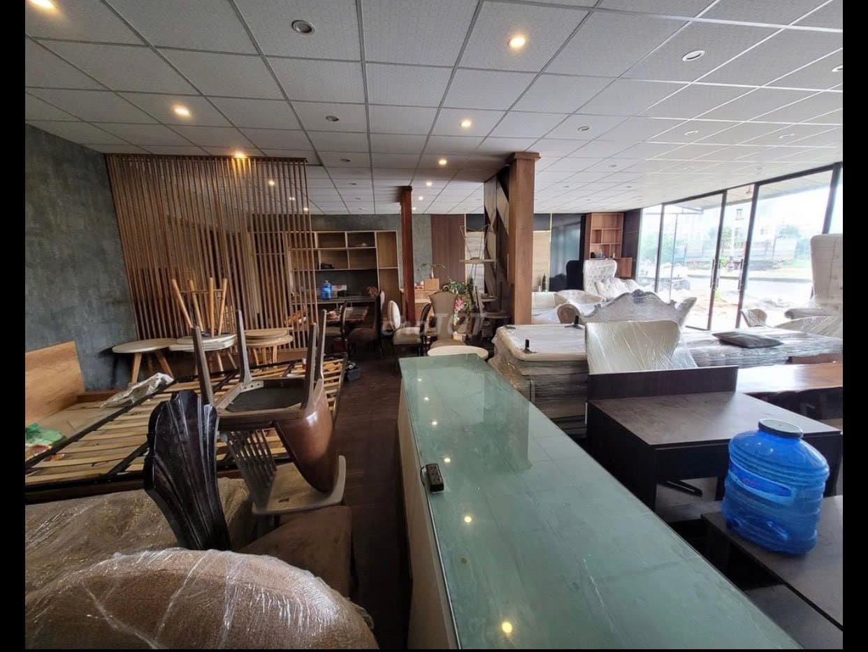 KHO XƯỞNG ĐƯỜNG NGUYỄN AN NINH - Ảnh 1