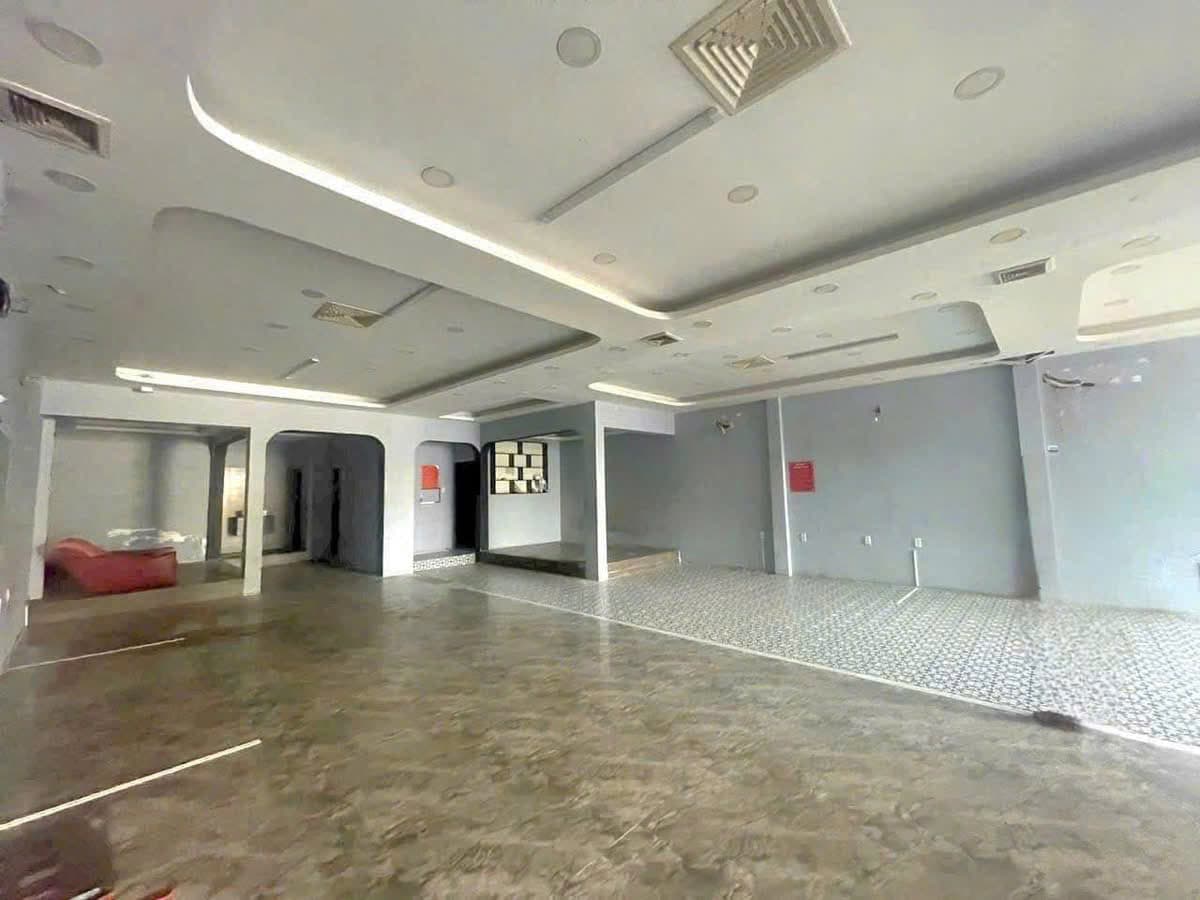 Nhà nguyên căn cấp 4 diện tích 180m2 tại Thái Thị Bôi - Ảnh 3