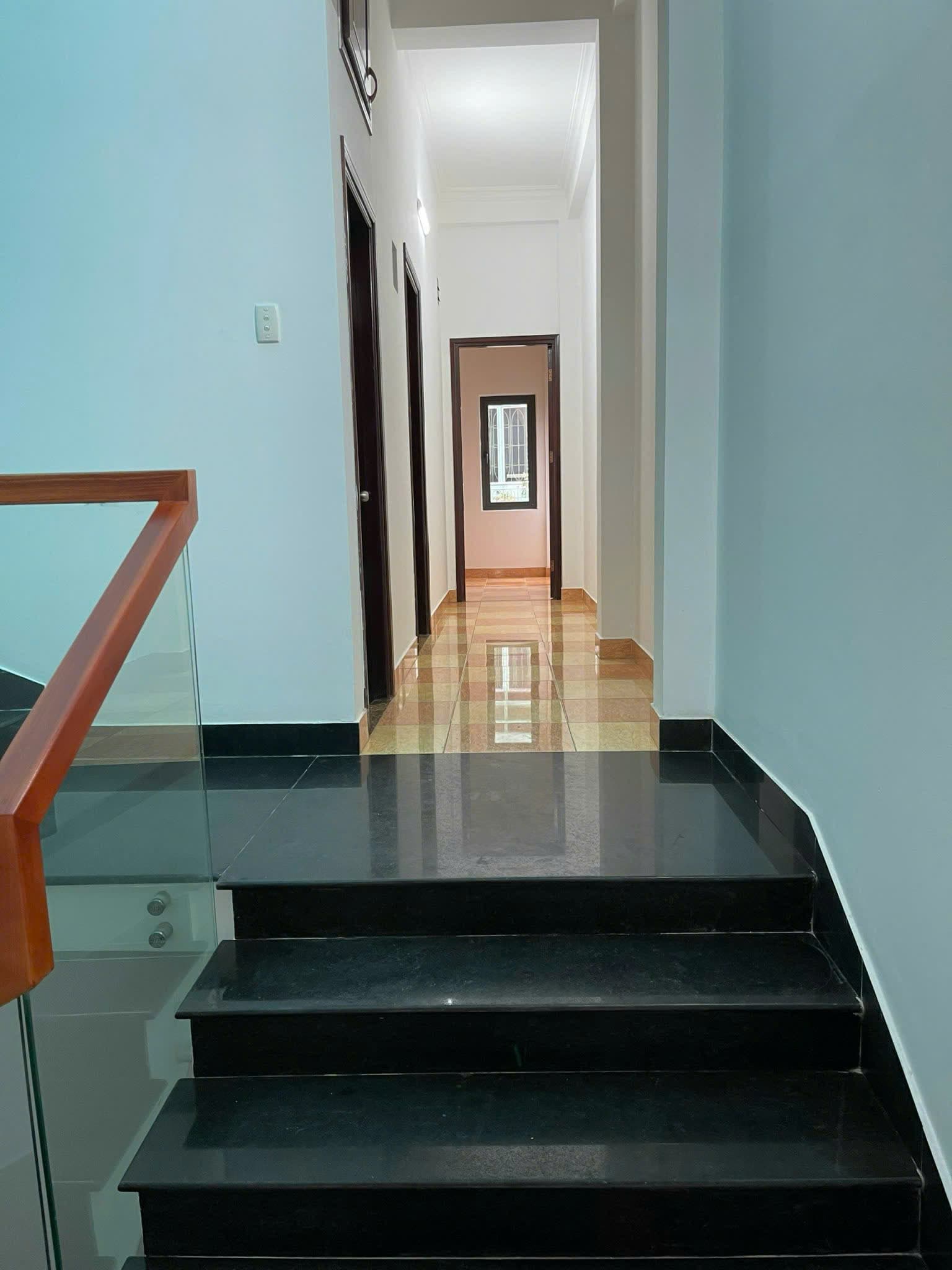 Nhà nguyên căn 3 tầng đường Chi Lăng - Ảnh 10