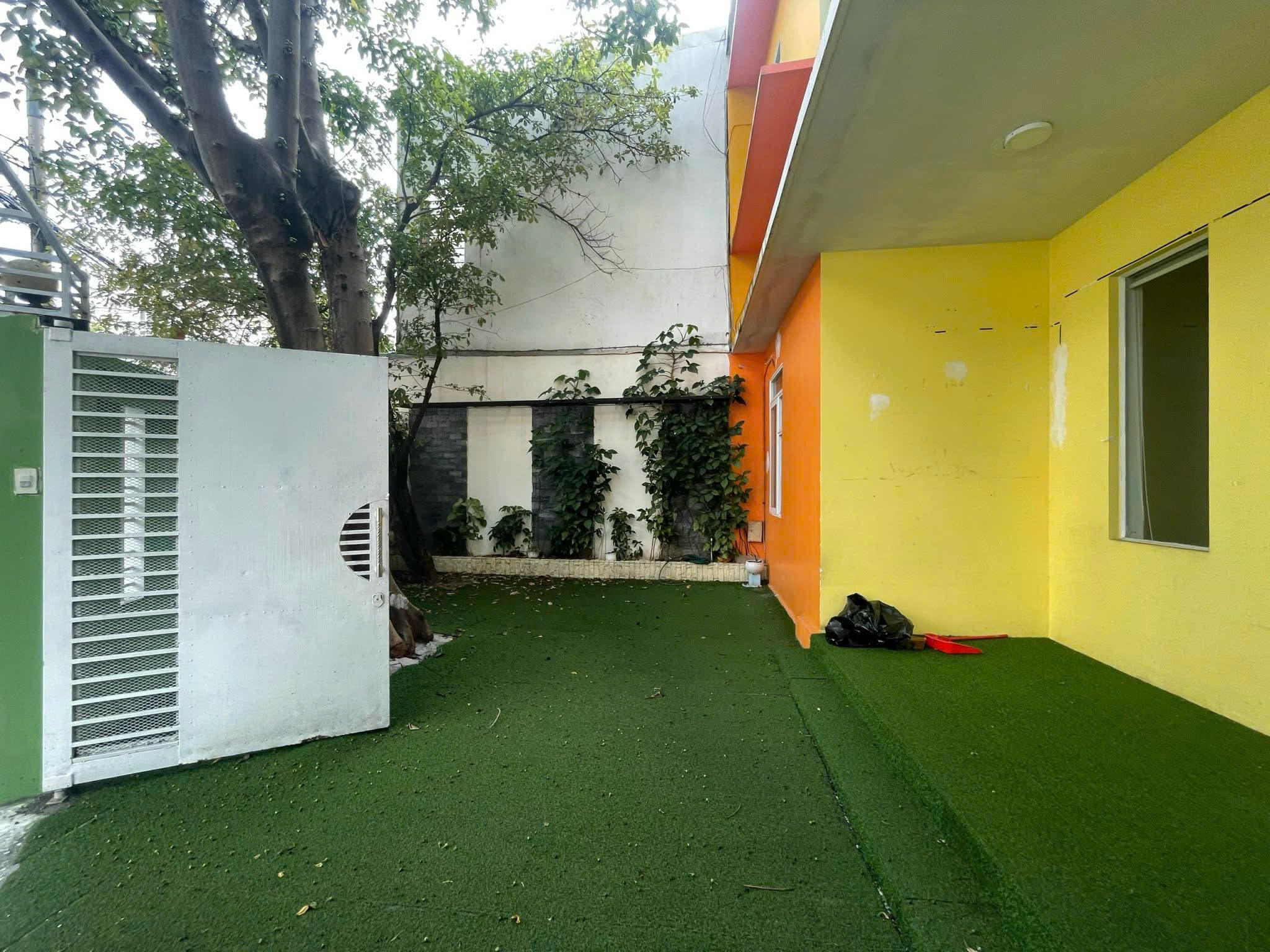 Nhà 1 trệt 2 lầu góc 2 mặt tiền Mai Dị giao Tiểu La, phù hợp kinh doanh - Ảnh 4