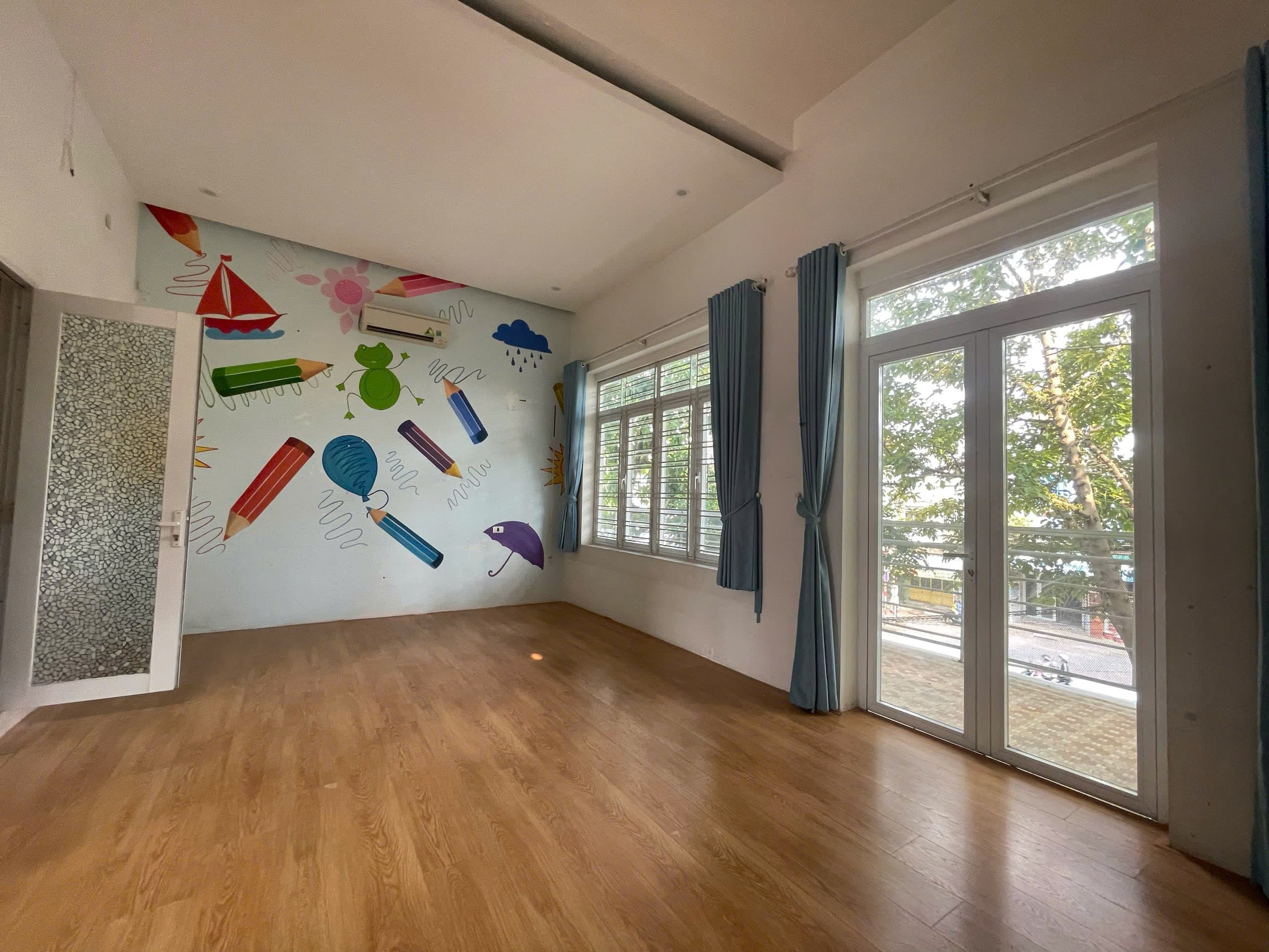 Nhà 1 trệt 2 lầu góc 2 mặt tiền Mai Dị giao Tiểu La, phù hợp kinh doanh - Ảnh 5