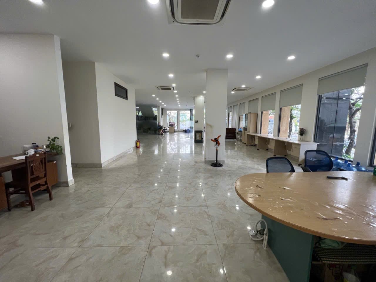 Văn phòng 220m2 tại 09 Nguyễn Phi Khanh, quận Thanh Khê, có lối đi riêng - Ảnh 2