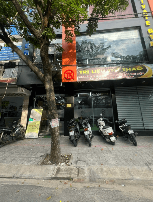 Nhà 4 tầng có thang máy đường Nguyễn Thị Minh Khai, phù hợp kinh doanh - Ảnh 1