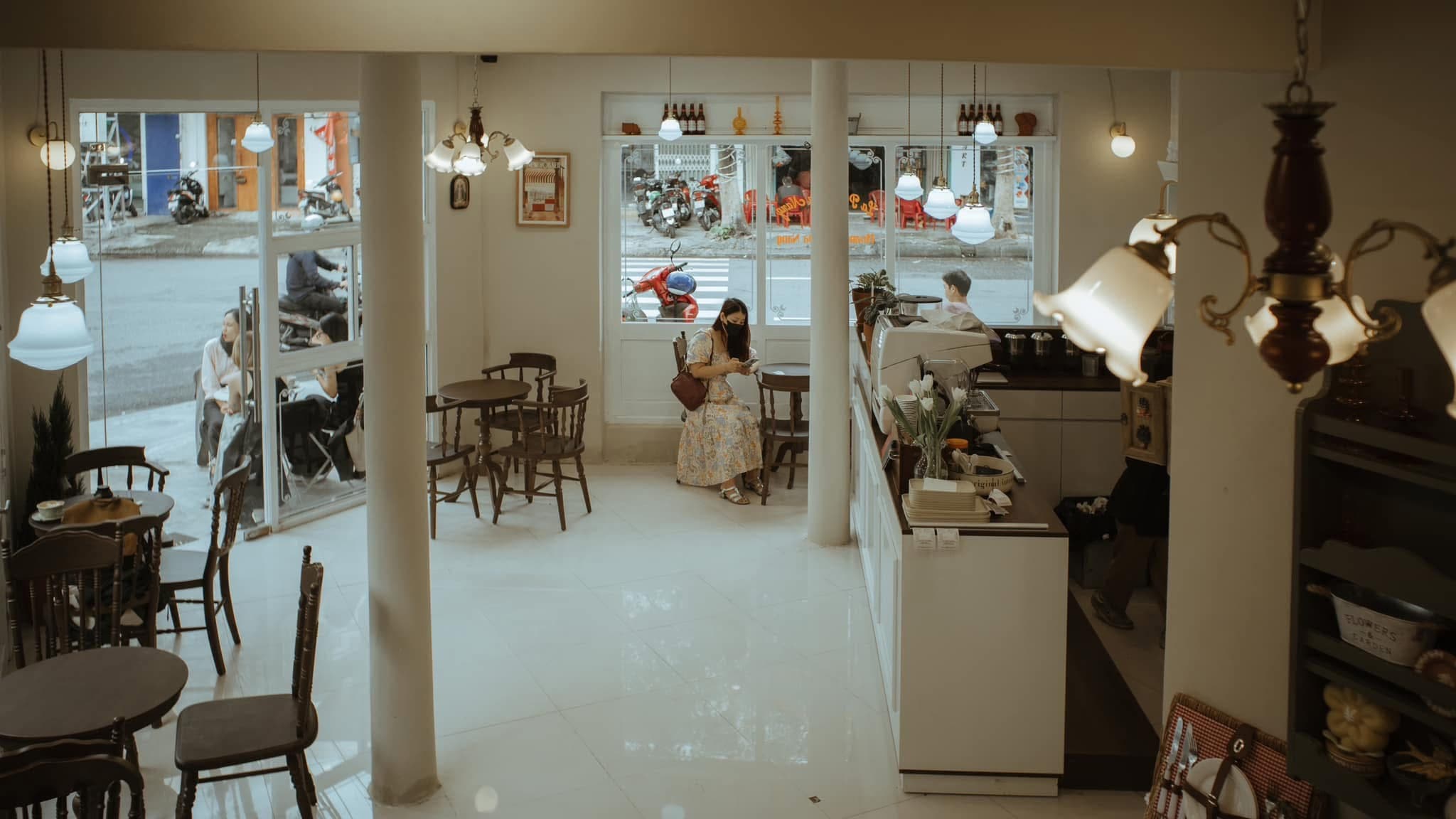 NHÀ 2 TẦNG LÔ GÓC HOÀNG DIỆU, NHẬN DIỆN TỐT - Ảnh 4