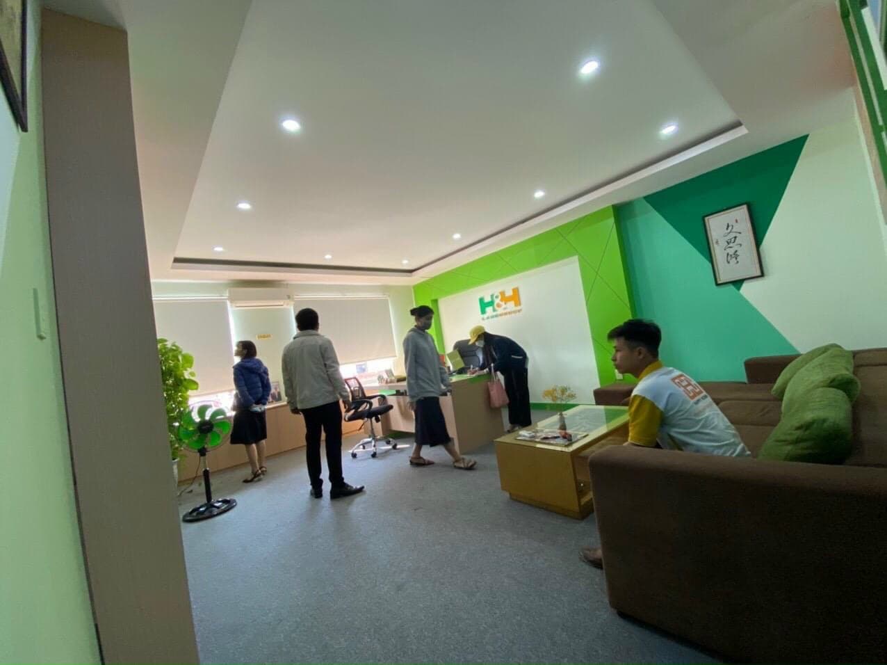 Nhà 5 tầng có thang máy tại trung tâm Đà Nẵng, phù hợp mở công ty hoặc spa - Ảnh 1