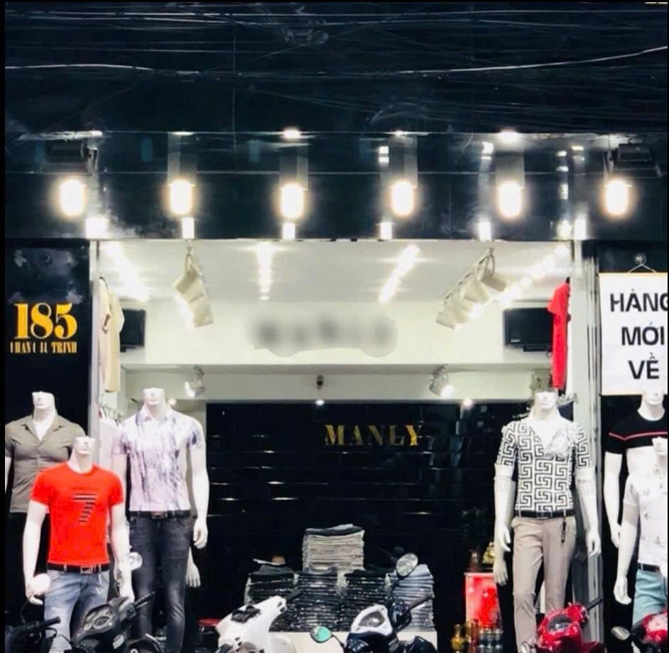 Nhà nguyên căn 3 tầng đường Phan Châu Trinh, phù hợp kinh doanh và ở - Ảnh 1