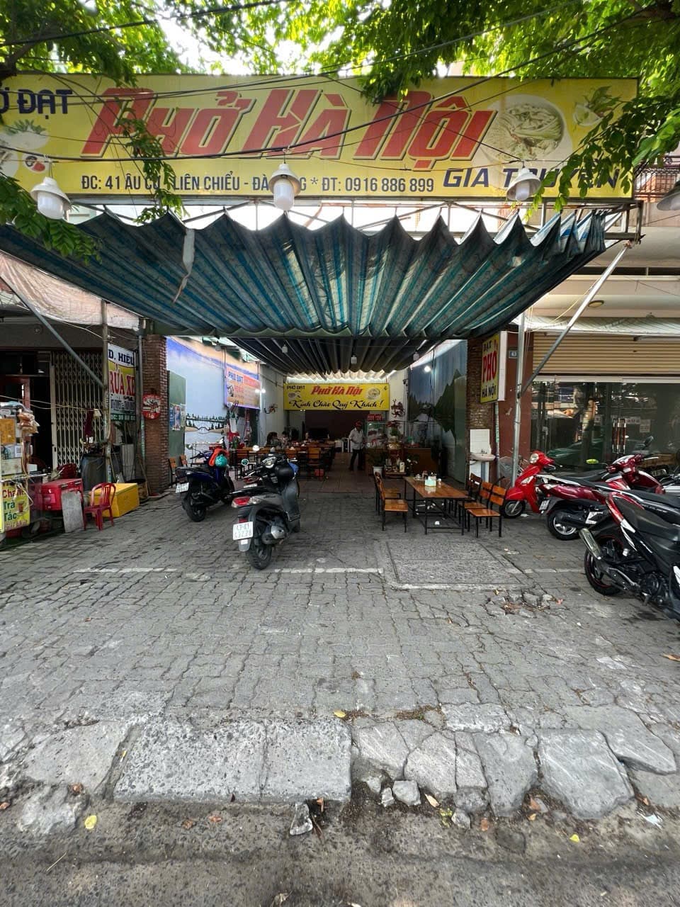 Nhà nguyên căn 3 tầng 500m2 tại Âu Cơ, có lối đi chung phù hợp kinh doanh - Ảnh 1