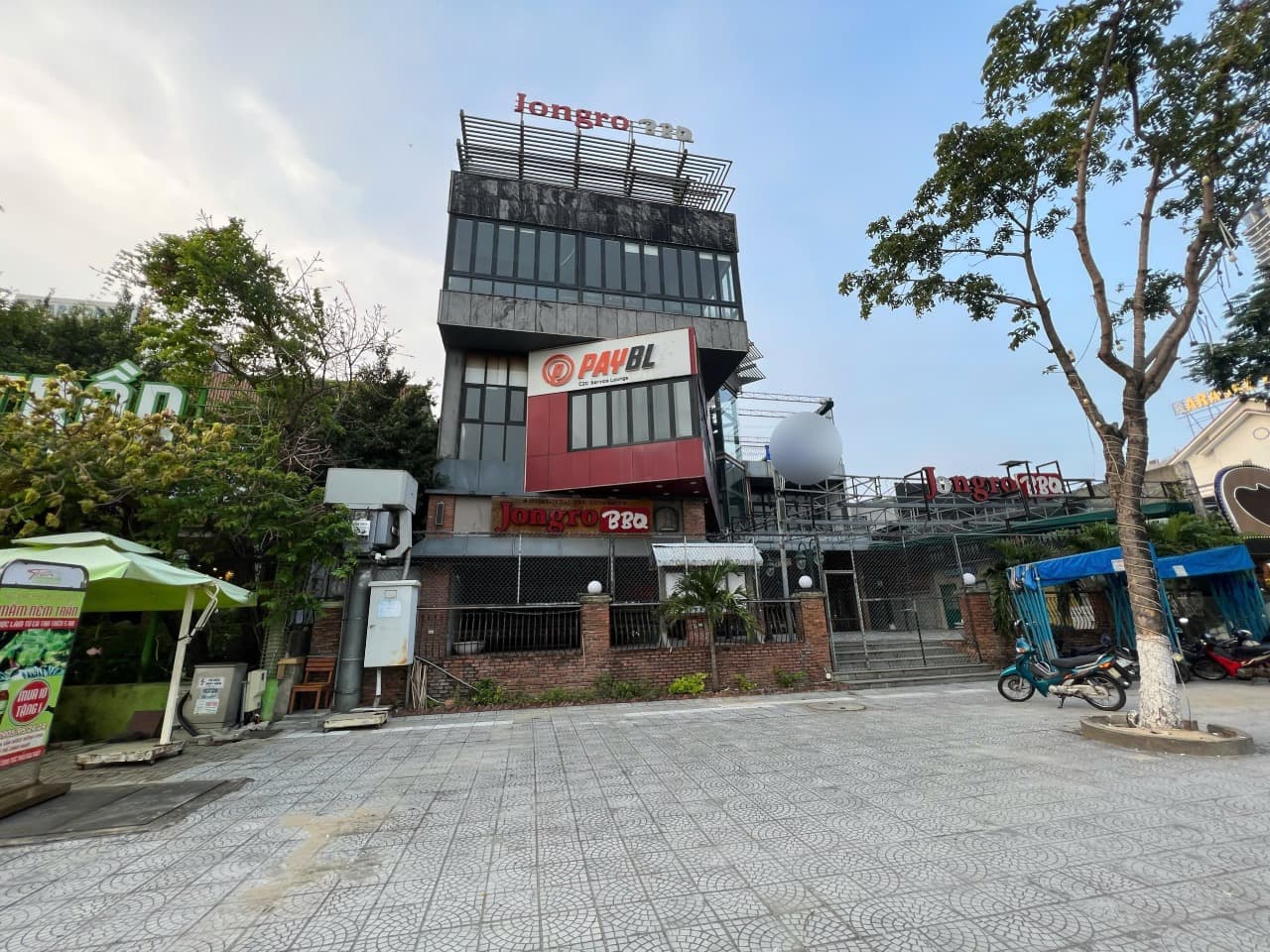 Lô đất nền diện tích 24x28m trên đường Phạm Văn Đồng, phù hợp thuê lâu dài - Ảnh 1