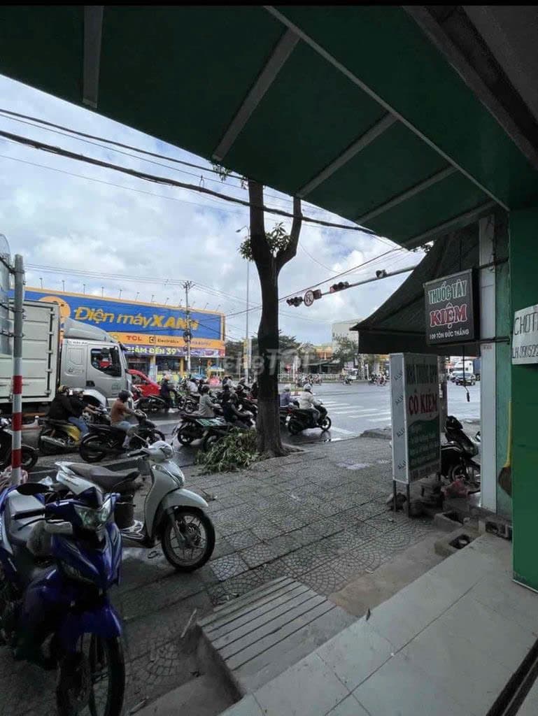 Nhà 2 tầng mặt tiền tại Tôn Đức Thắng, phù hợp kinh doanh - Ảnh 3