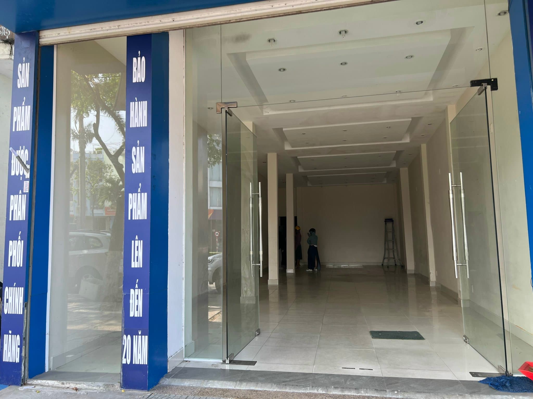 Mặt bằng kinh doanh 3 tầng đường Điện Biên Phủ, diện tích 5,5x100m, phù hợp kinh doanh - Ảnh 2