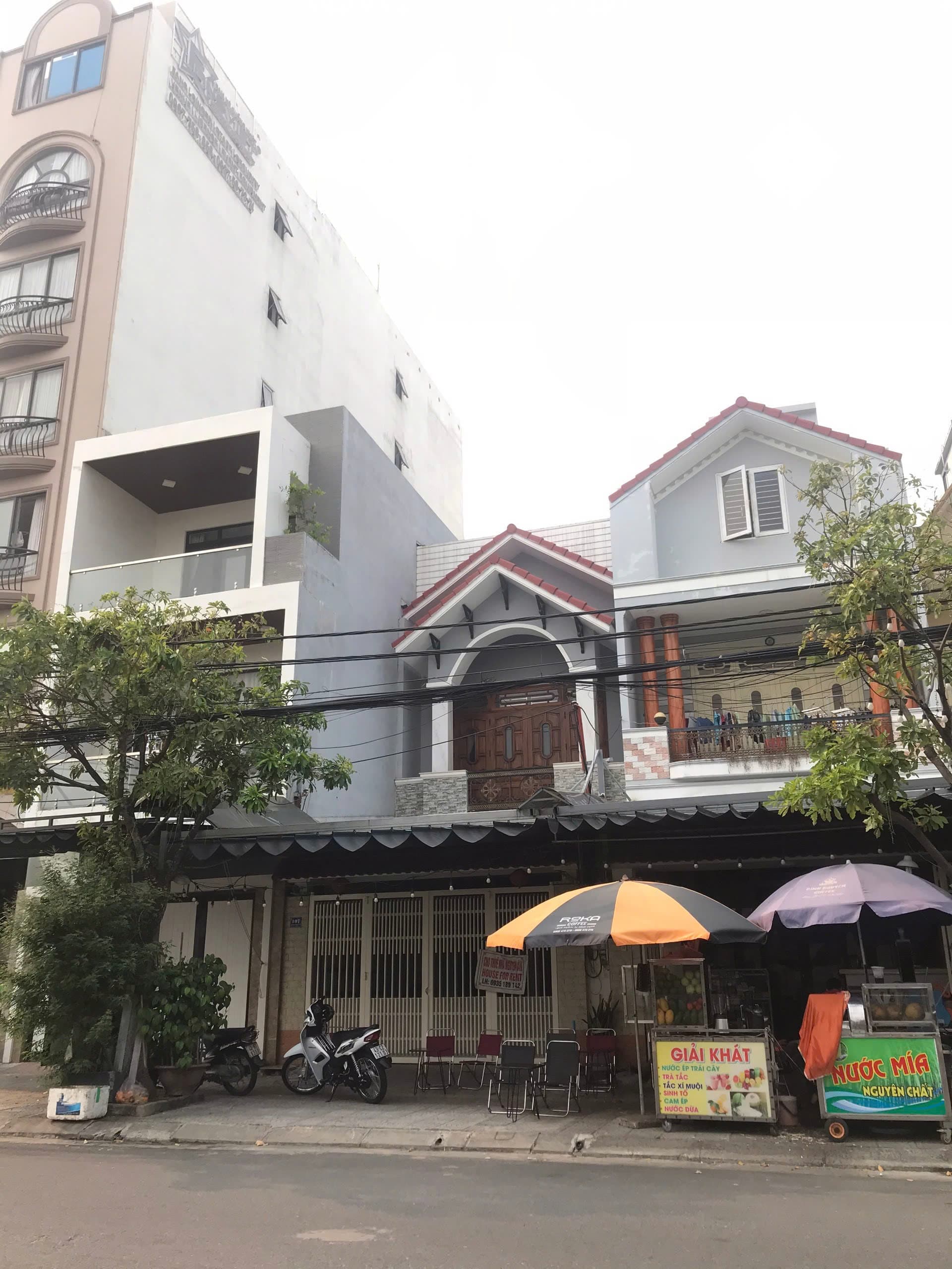 Nhà nguyên căn 2 tầng đường Phan Tứ, 120m2, phù hợp ở hoặc kinh doanh ngay khu đh Kinh Tế sầm uất - Ảnh 1