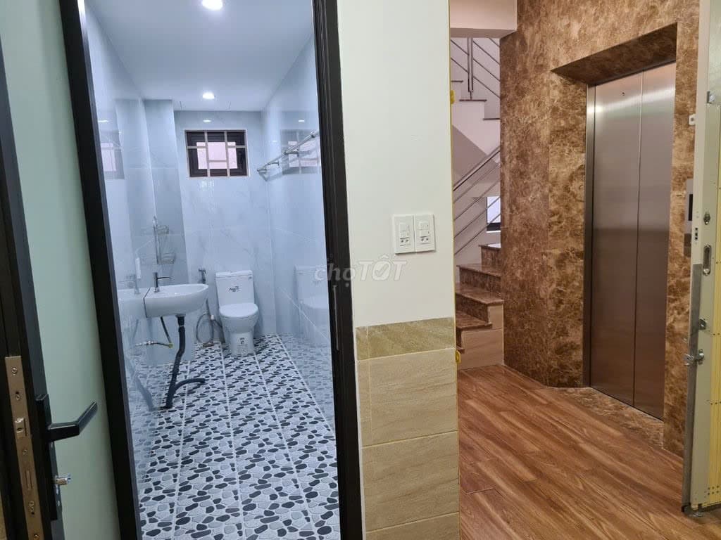 Mặt bằng kinh doanh 100m2 tại Phan Đăng Lưu, phù hợp văn phòng hoặc cửa hàng - Ảnh 4