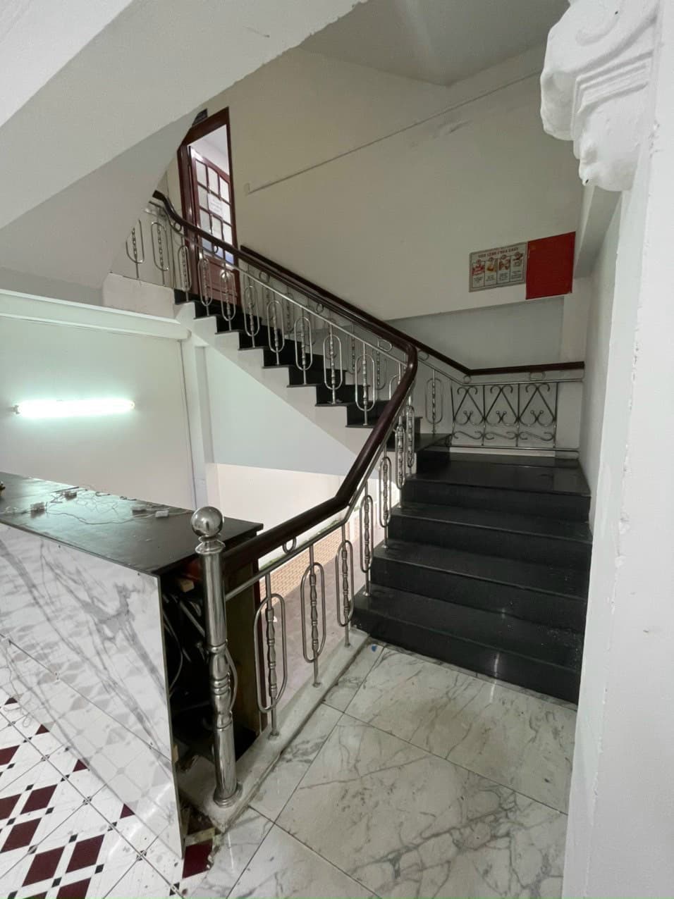 Nhà nguyên căn 4 tầng đường 2 tháng 9, gần Phước Đăng Lợi, diện tích 125m² - Ảnh 4