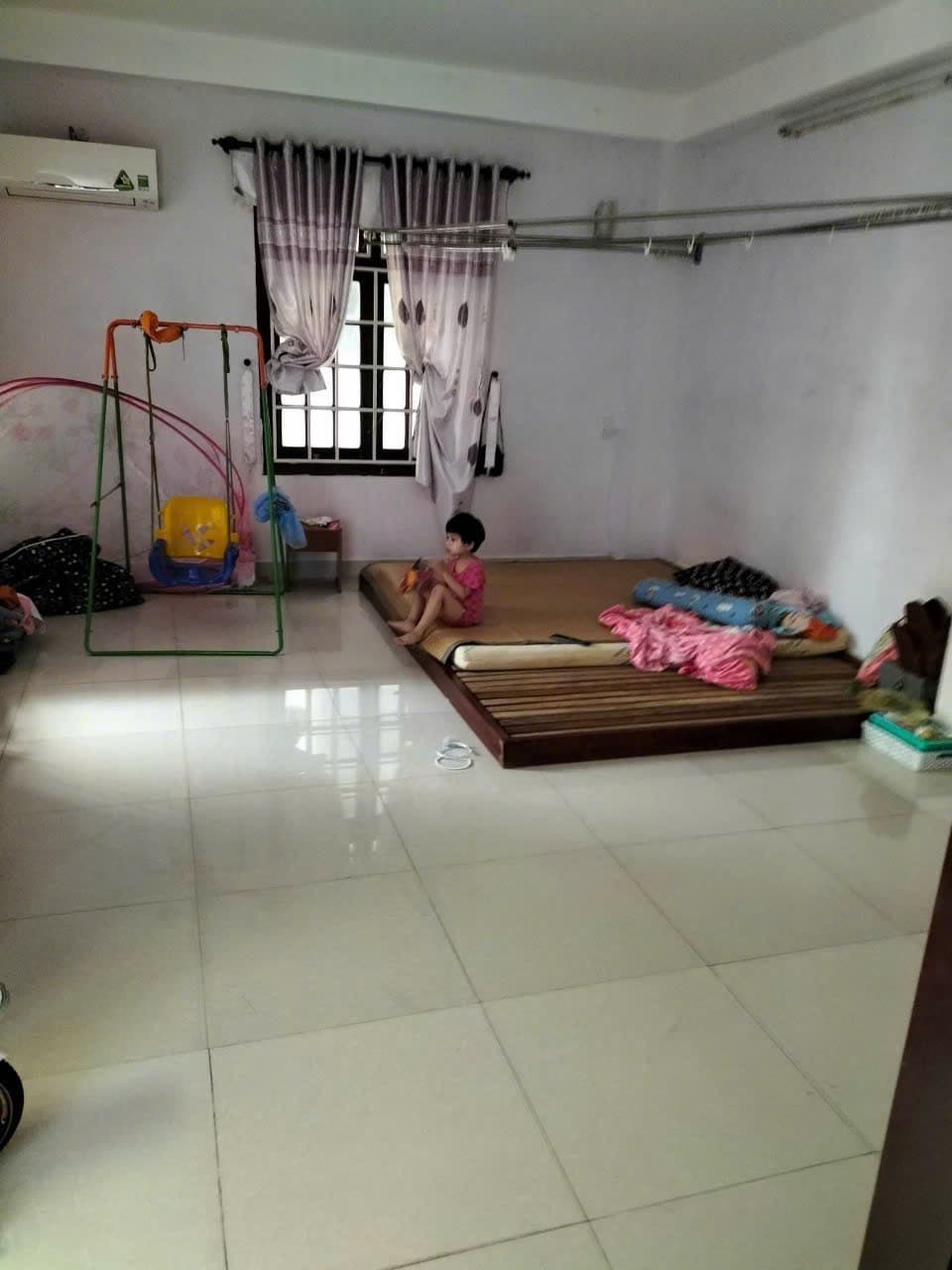 Nhà 4 tầng đường Lý Thường Kiệt, quận Hải Châu, 72m2 mỗi tầng, 4 phòng ngủ - Ảnh 3