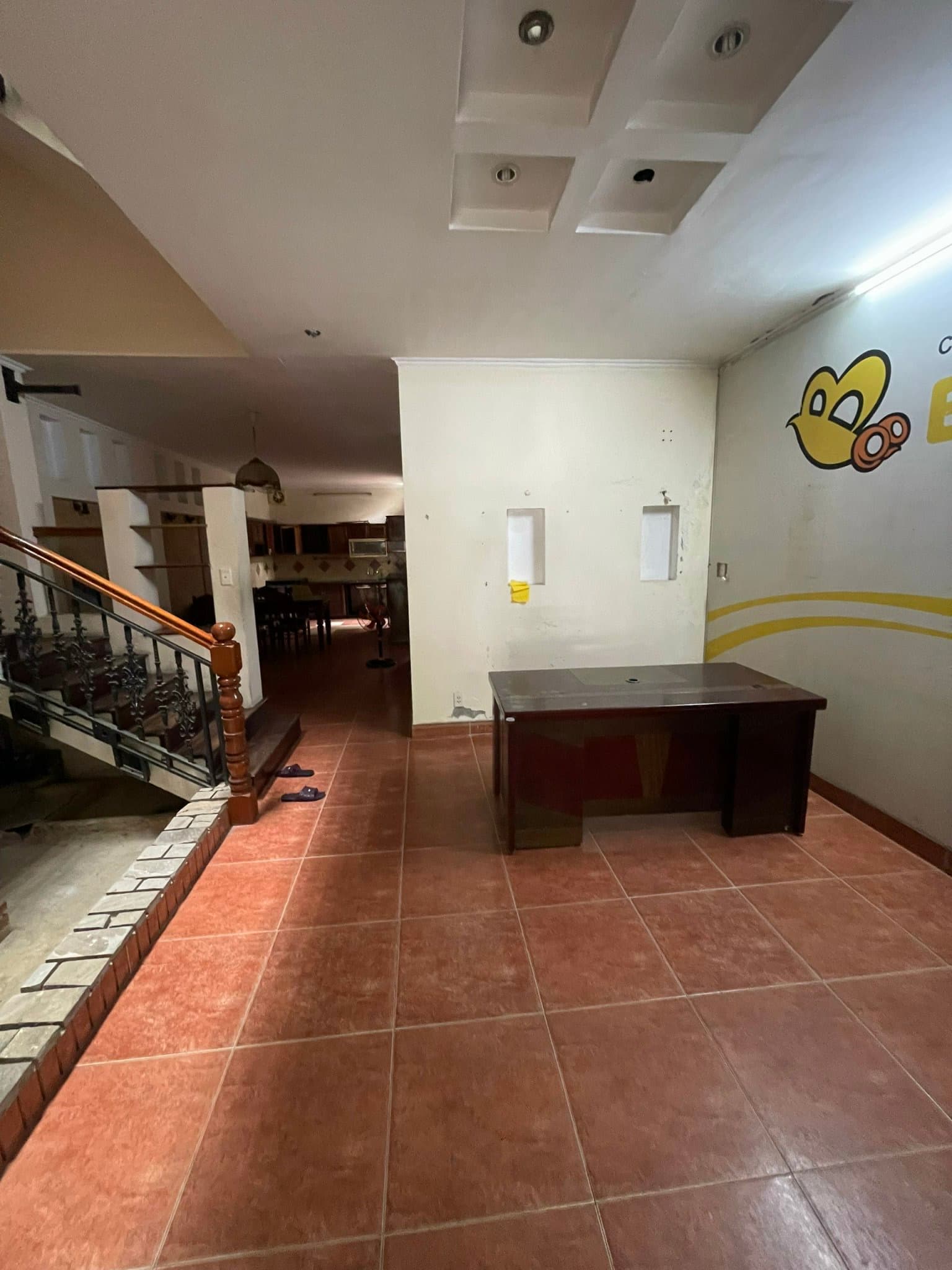 Nhà 3 tầng 6x23m đường Lê Lợi, quận Hải Châu, phù hợp văn phòng và showroom - Ảnh 2