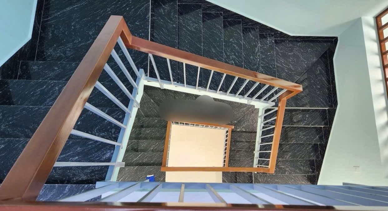 Nhà nguyên căn 2 tầng Hùng Vương, diện tích 128m², phù hợp kinh doanh - Ảnh 6