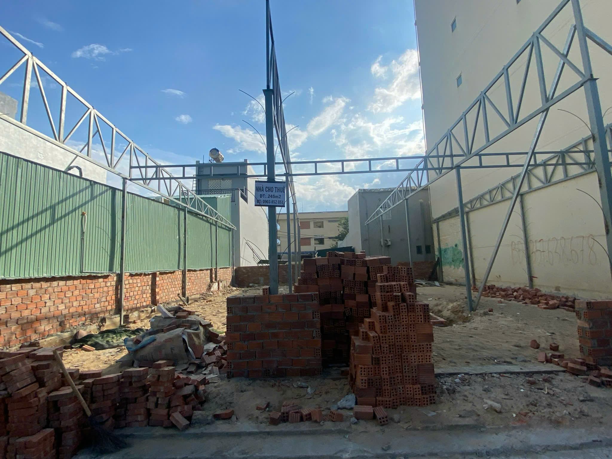 Nhà cấp 4 243m2 đường Trần Bạch Đằng, Ngũ Hành Sơn, phù hợp để ở và làm việc - Ảnh 1