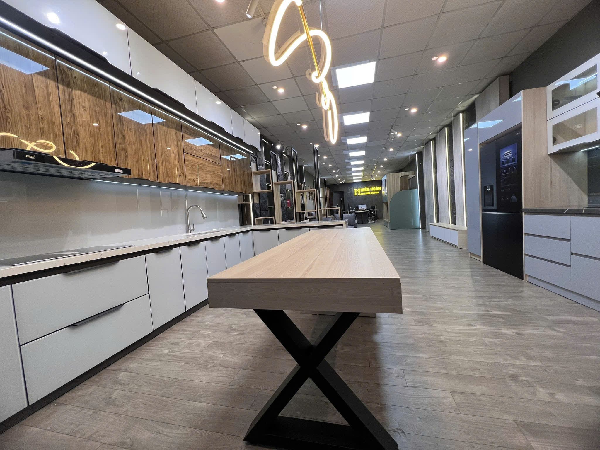 Showroom nội thất 175m2 tại Nguyễn Hữu Thọ, phù hợp kinh doanh - Ảnh 8