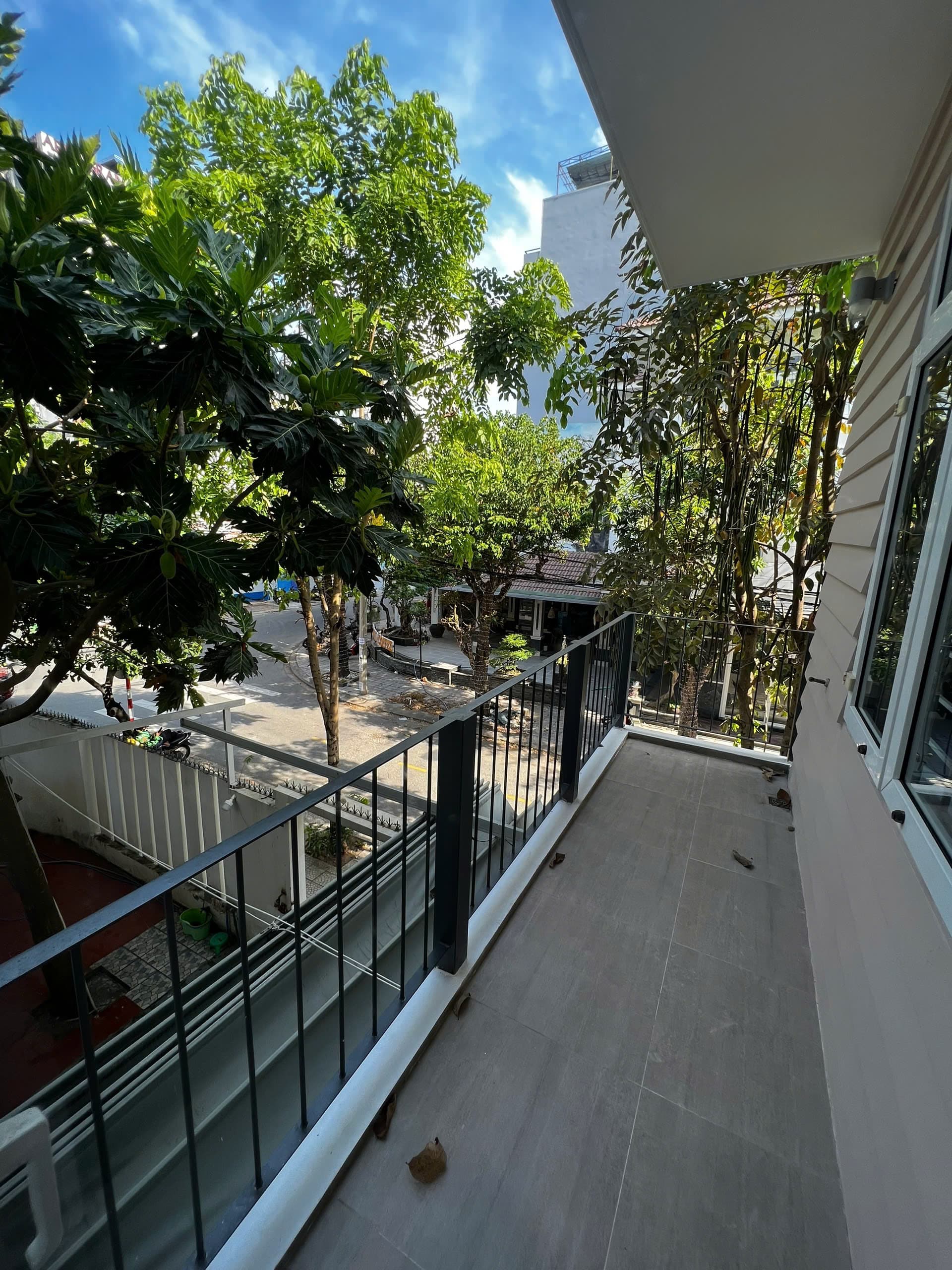 Mặt bằng kinh doanh 2 mặt tiền tại Lê Quang Đạo, diện tích 189,9m², phù hợp thuê dài hạn - Ảnh 3