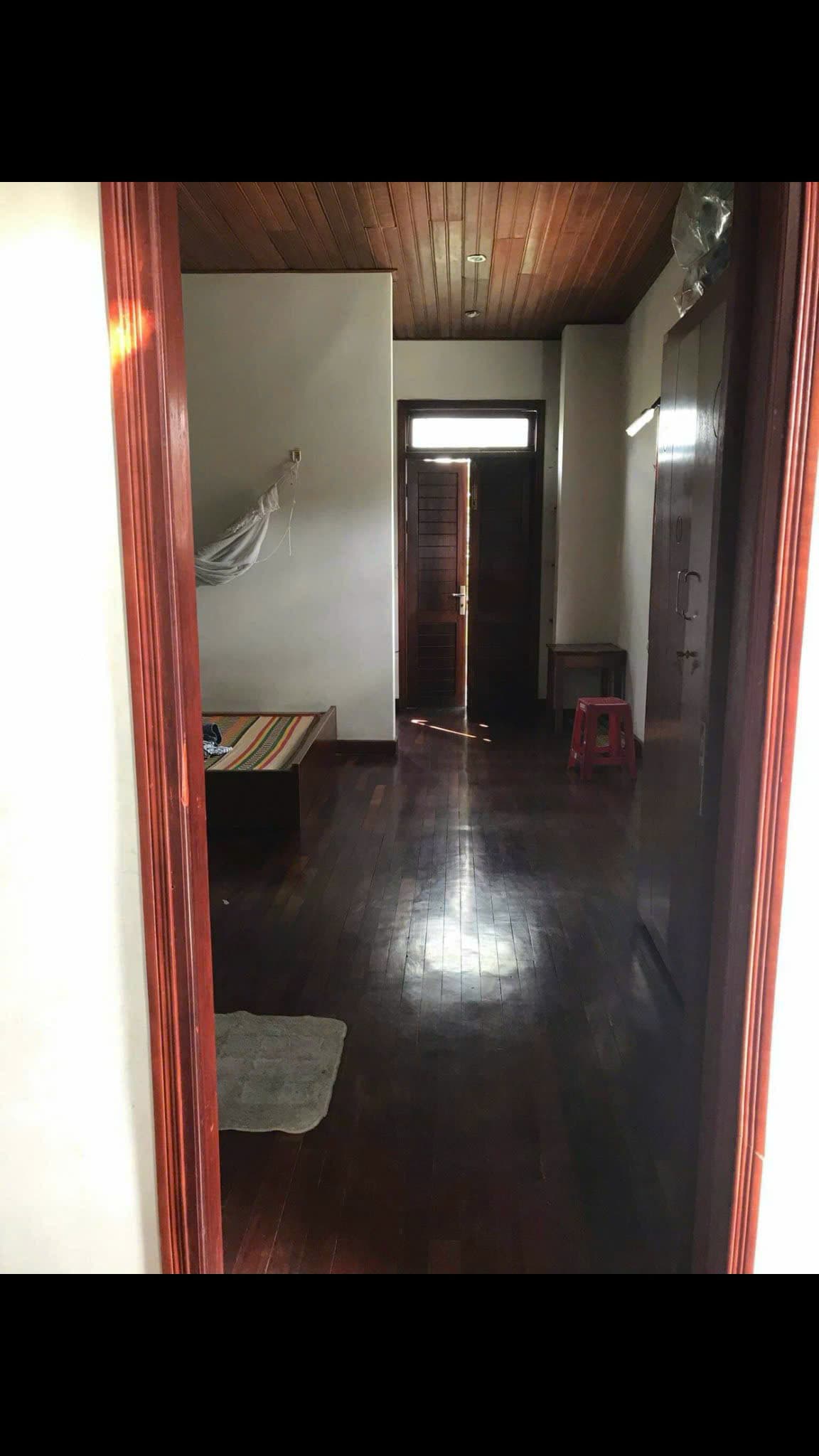 Nhà nguyên căn 4 tầng đường Trần Phú - Ảnh 1