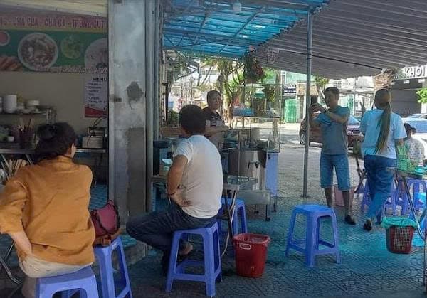 Mặt bằng kinh doanh góc 2 mặt tiền đường Tiểu La - Ảnh 2