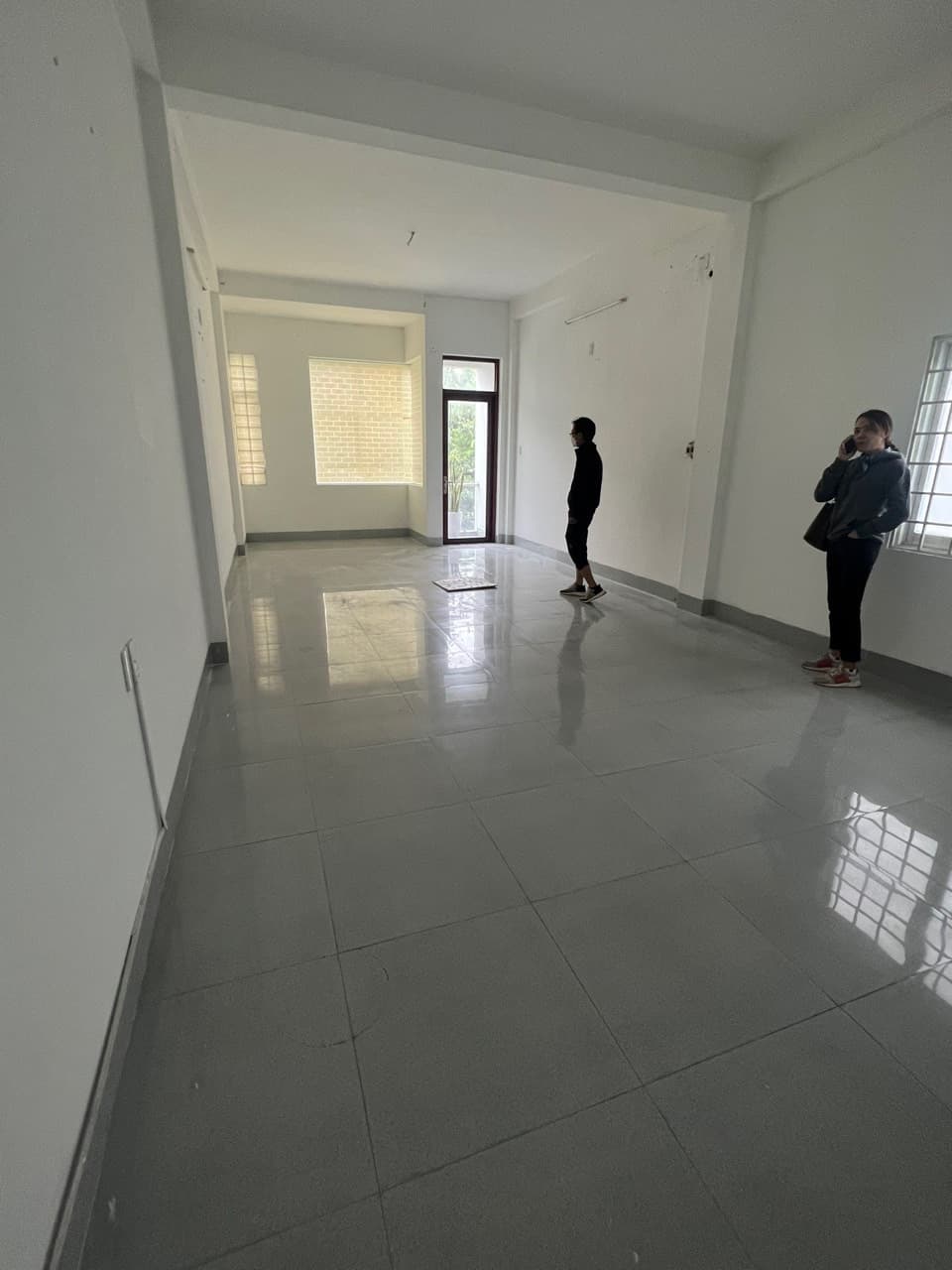 Nhà 3 tầng tại Núi Thành, diện tích 100m2, phù hợp để ở hoặc kinh doanh - Ảnh 2