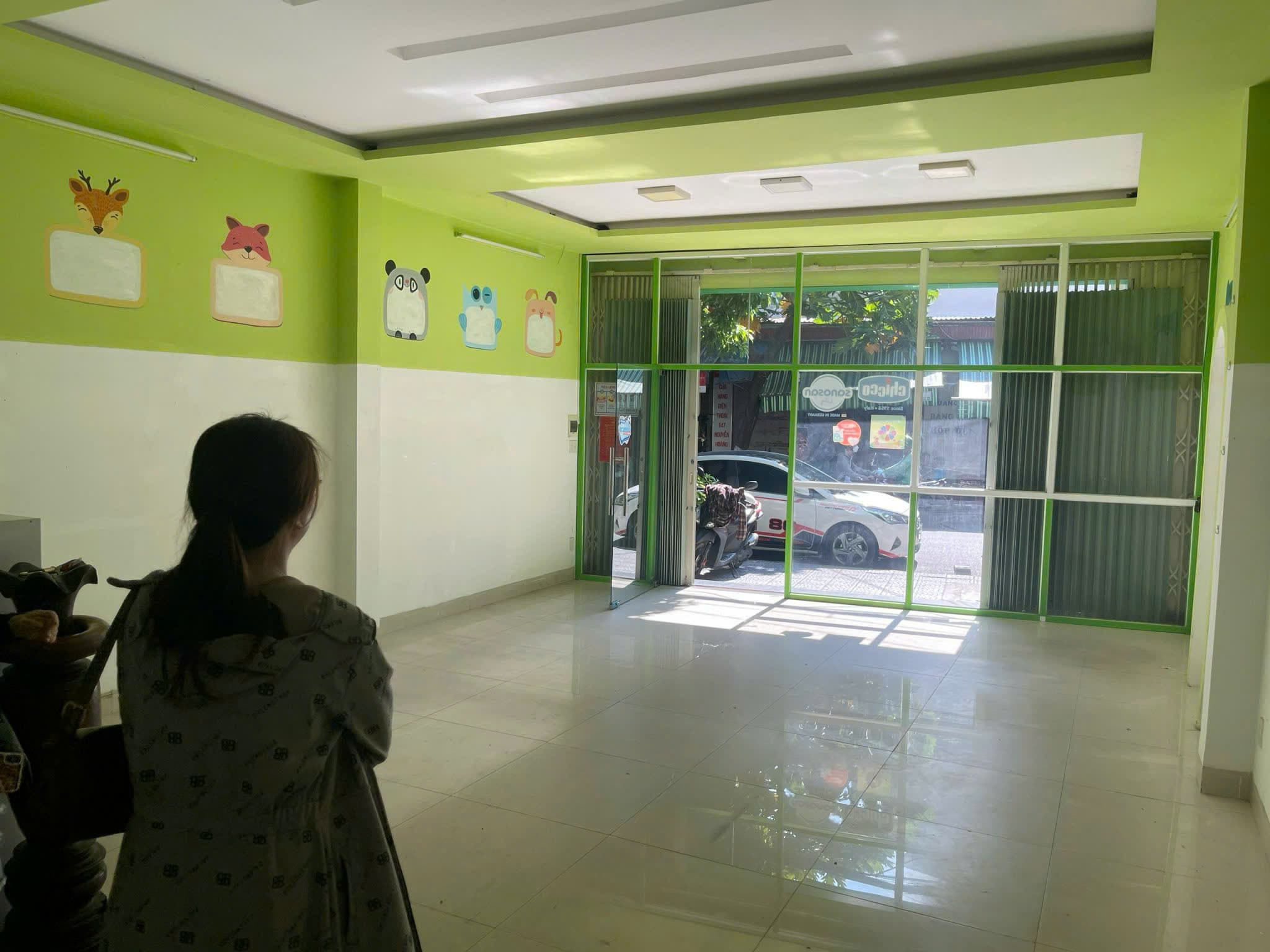 Nhà nguyên căn 3 tầng đường Nguyễn Hoàng, diện tích 114m², phù hợp kinh doanh - Ảnh 3