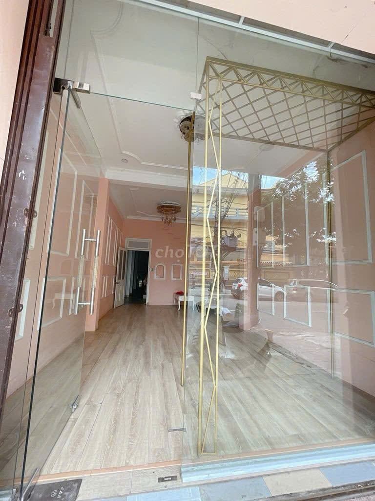 Nhà nguyên căn 3 tầng đường Phan Châu Trinh, phù hợp kinh doanh sạch sẽ - Ảnh 2