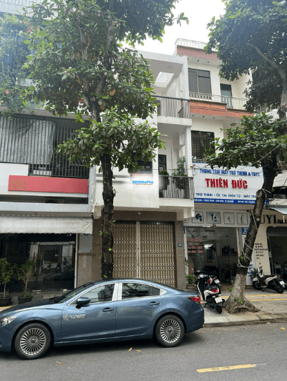 Nhà nguyên căn 3 tầng đường Phan Bội Châu, 60m2, 4 phòng ngủ - Ảnh 1